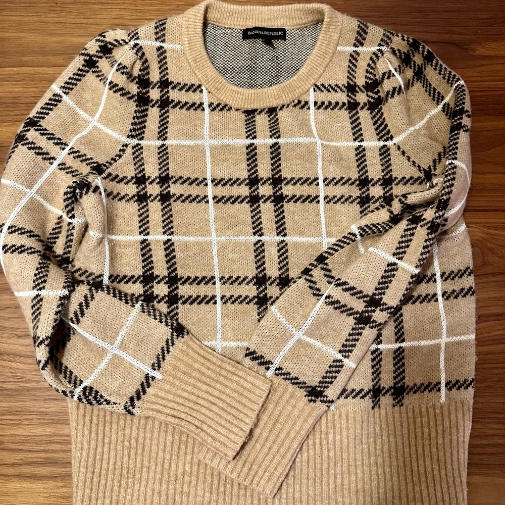 Banana Republic striped plaid sweater